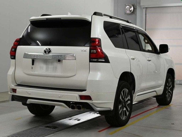 Toyota LAND CRUISER PRADO 2022 8565656-1