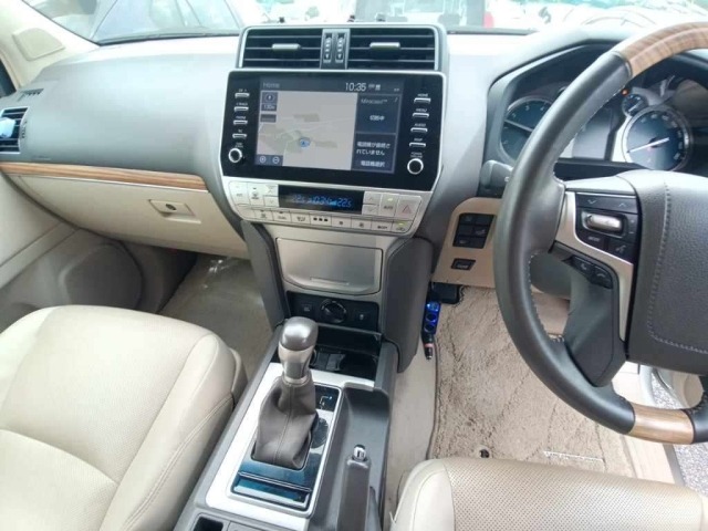 Toyota LAND CRUISER PRADO 2022 8565656-11