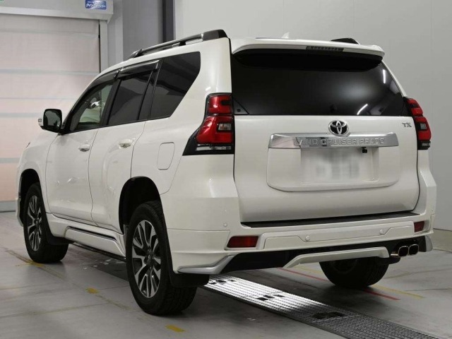 Toyota LAND CRUISER PRADO 2022 8565656-6