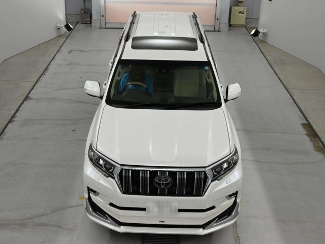Toyota LAND CRUISER PRADO 2022 8565656-7