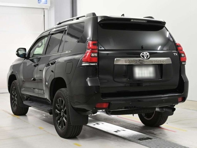Toyota LAND CRUISER PRADO 2022 8565670-6