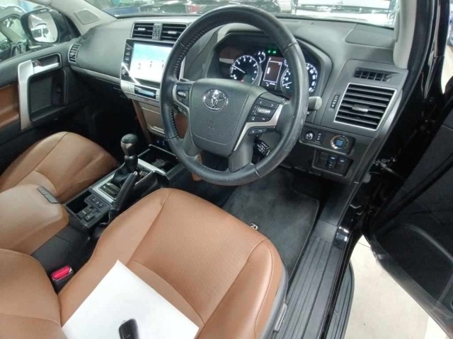 Toyota LAND CRUISER PRADO 2022 8565670-9