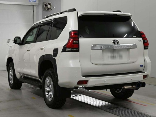 Toyota LAND CRUISER PRADO 2022 8565671-6
