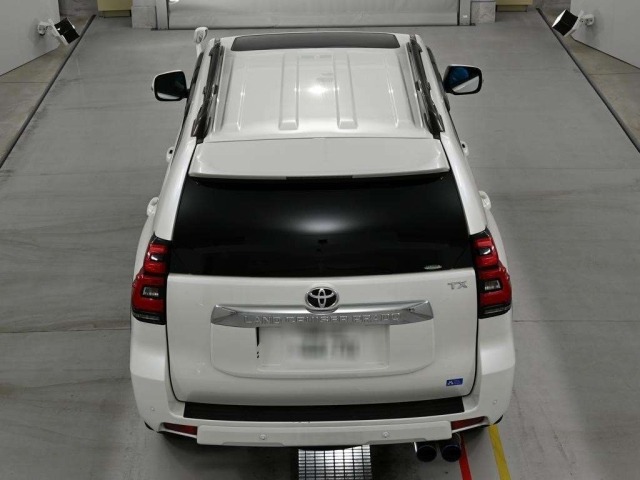 Toyota LAND CRUISER PRADO 2022 8565671-8