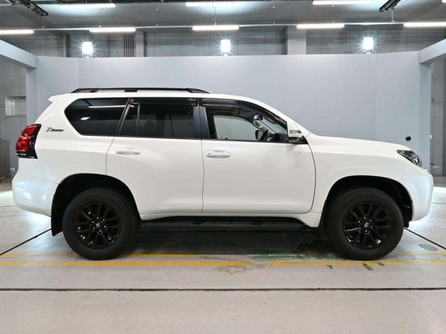 Toyota LAND CRUISER PRADO 2021 8565696-3