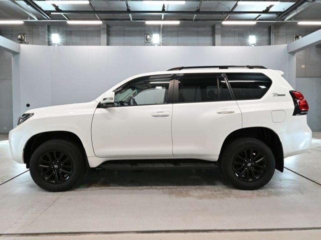 Toyota LAND CRUISER PRADO 2021 8565696-4