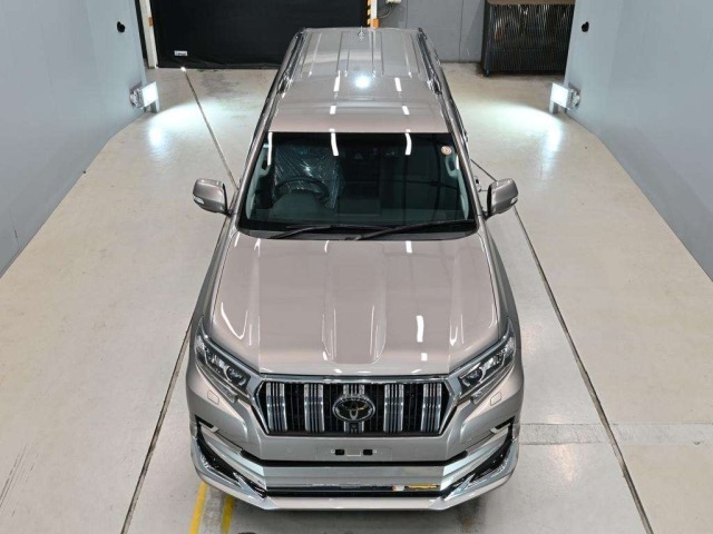 Toyota LAND CRUISER PRADO 2023 8565709-7