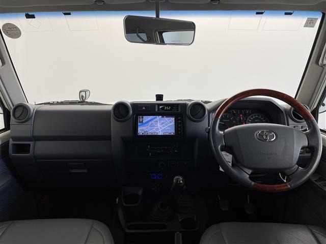 Toyota LAND CRUISER 2015 8540898-14