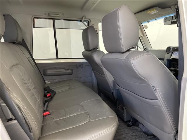 Toyota LAND CRUISER 2015 8540898-2
