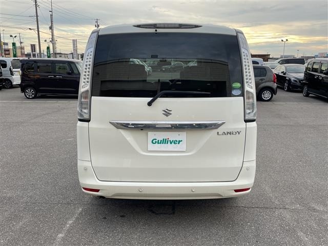 Suzuki LANDY 2015 8538857-18