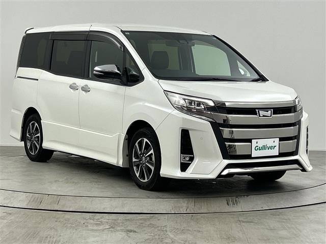 Toyota NOAH 2021 8540356-0