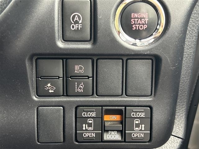 Toyota NOAH 2021 8540356-11