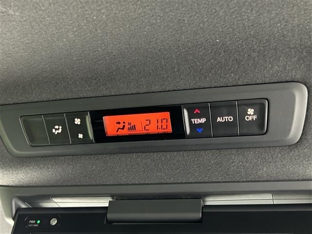 Toyota NOAH 2021 8540356-22