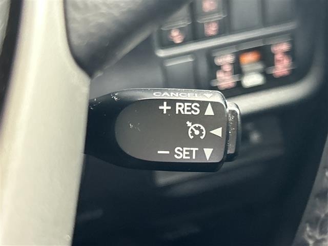 Toyota NOAH 2021 8540356-5