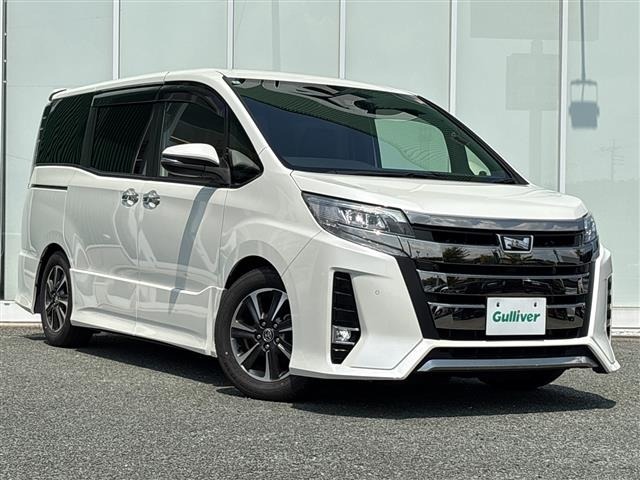 Toyota NOAH 2020 8540368-0