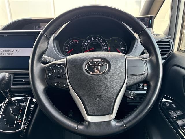 Toyota NOAH 2020 8540368-1