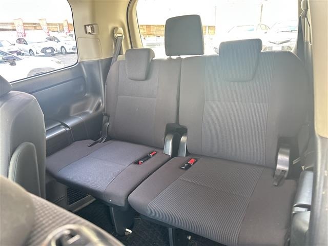 Toyota NOAH 2015 8540369-12