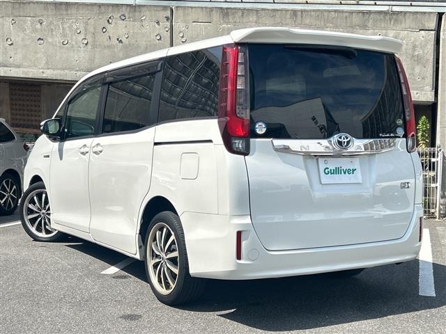 Toyota NOAH 2015 8540369-13