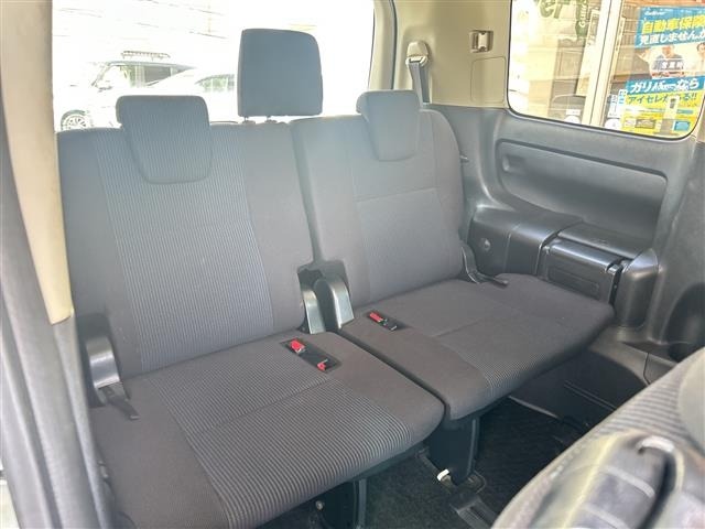 Toyota NOAH 2015 8540369-2