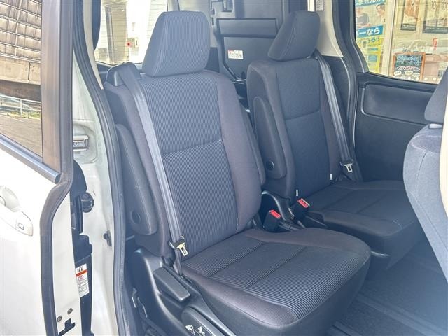 Toyota NOAH 2015 8540369-22