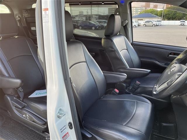 Toyota NOAH 2016 8540371-11