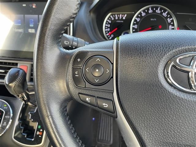 Toyota NOAH 2016 8540371-3
