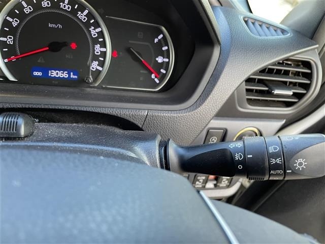 Toyota NOAH 2016 8540371-5