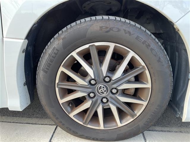 Toyota NOAH 2016 8540371-6