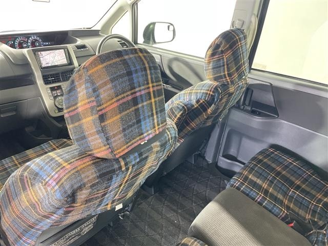 Toyota NOAH 2008 8540372-2