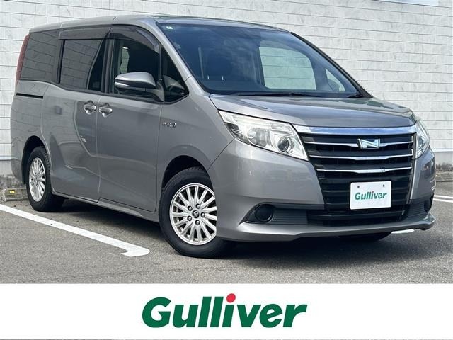 Toyota NOAH 2015 8540378-0