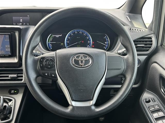 Toyota NOAH 2015 8540378-17