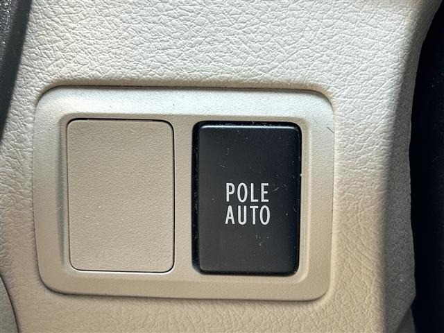 Toyota PREMIO 2010 8541479-8