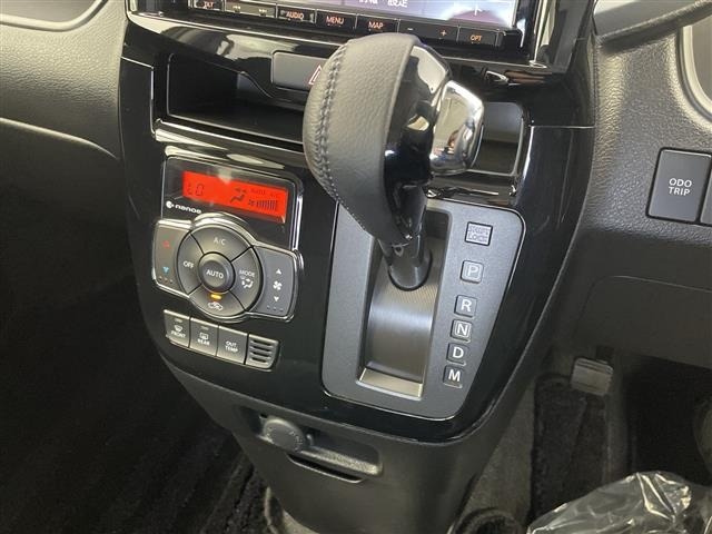 Suzuki SOLIO 2018 8539760-3
