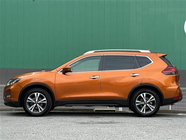 Nissan X-TRAIL 2019 8557168-4