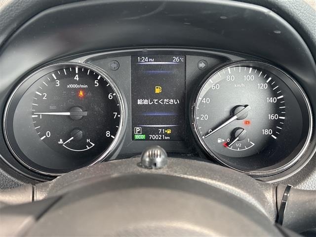 Nissan X-TRAIL 2018 8557169-16