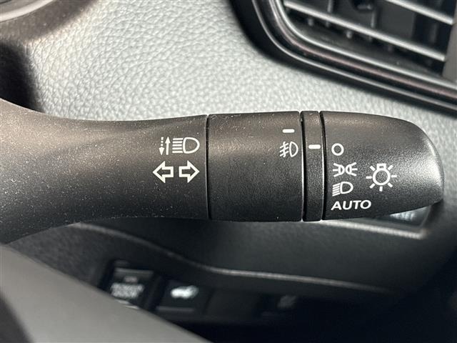 Nissan X-TRAIL 2018 8557169-7