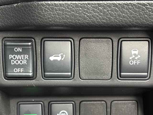 Nissan X-TRAIL 2018 8557169-9