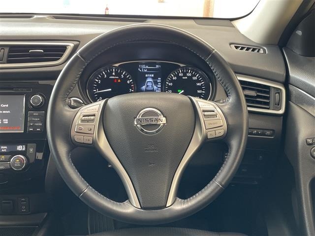 Nissan X-TRAIL 2016 8557193-1