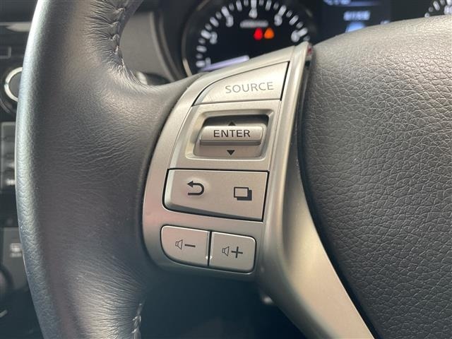 Nissan X-TRAIL 2016 8557193-3