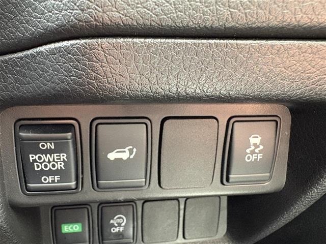 Nissan X-TRAIL 2017 8557228-1