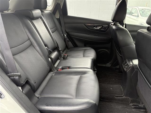 Nissan X-TRAIL 2017 8557228-11