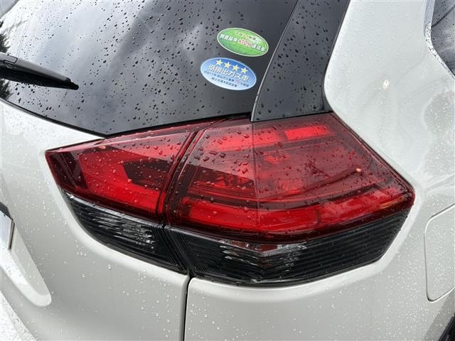 Nissan X-TRAIL 2017 8557228-13