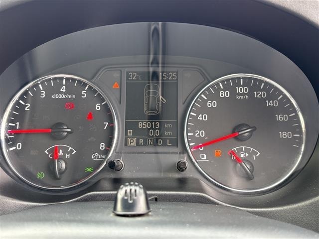 Nissan X-TRAIL 2011 8557244-17
