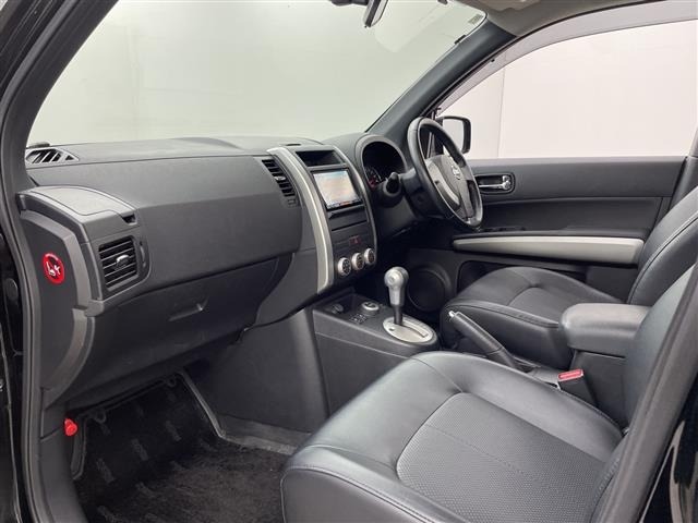 Nissan X-TRAIL 2012 8557246-12