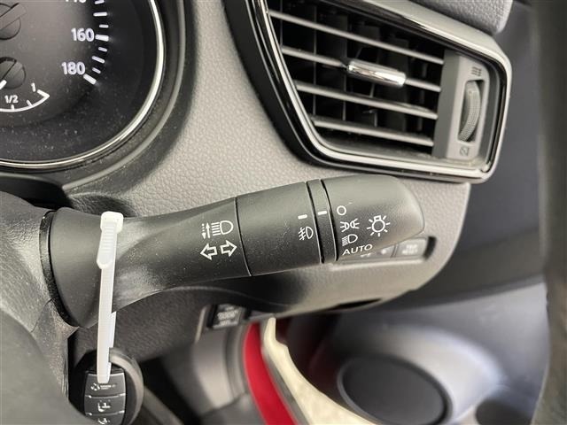 Nissan X-TRAIL 2019 8557254-11