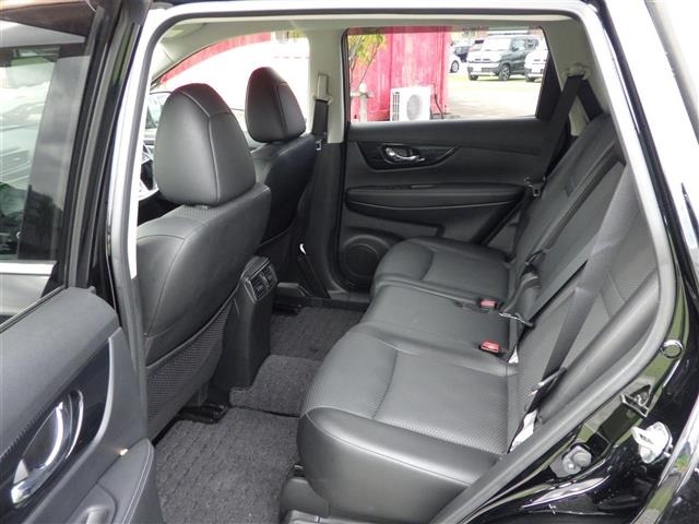 Nissan X-TRAIL 2018 8557278-23