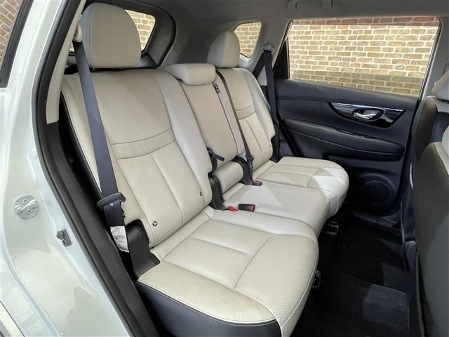 Nissan X-TRAIL 2017 8557307-6