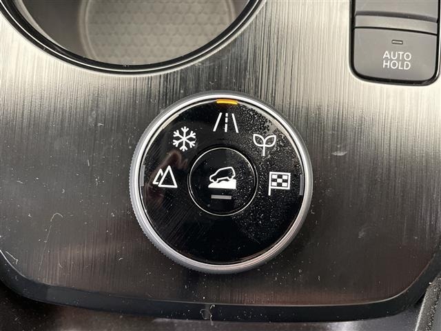 Nissan X-TRAIL 2022 8557322-9