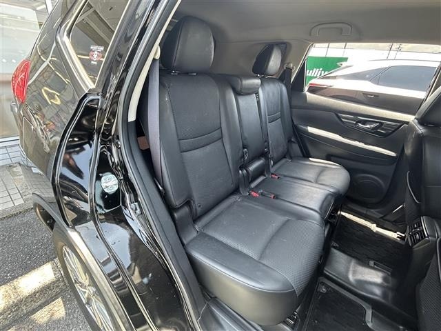 Nissan X-TRAIL 2018 8557359-10