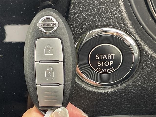 Nissan X-TRAIL 2015 8557372-12